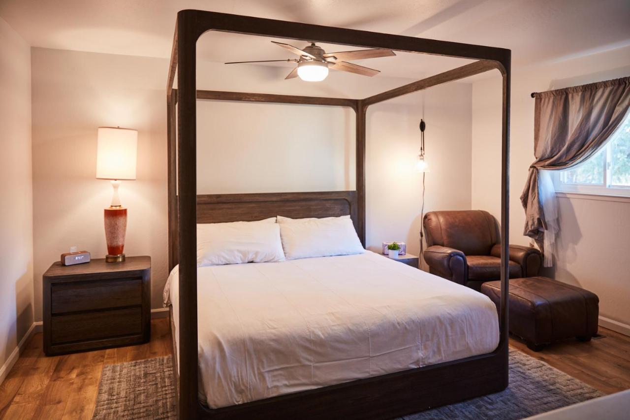 Clearlake Oaks Bed And Barrel At Stonehouse Cellars Bed & Breakfast エクステリア 写真