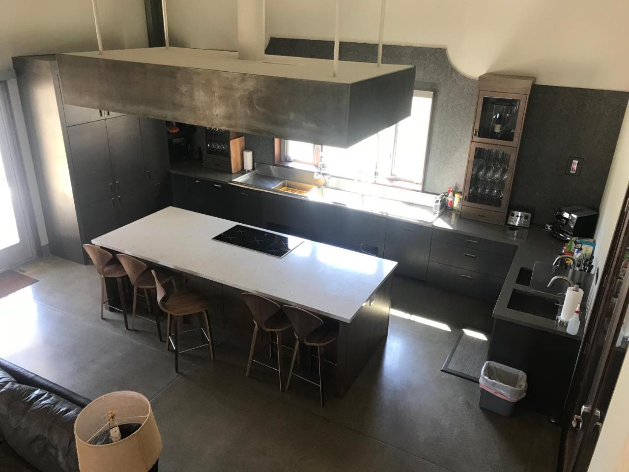 Clearlake Oaks Bed And Barrel At Stonehouse Cellars Bed & Breakfast エクステリア 写真